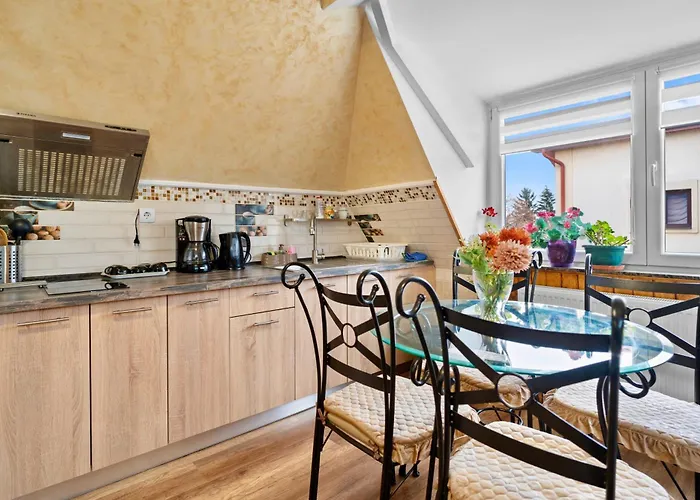 Cozy Apartment With Free Parking Close To Romexpo