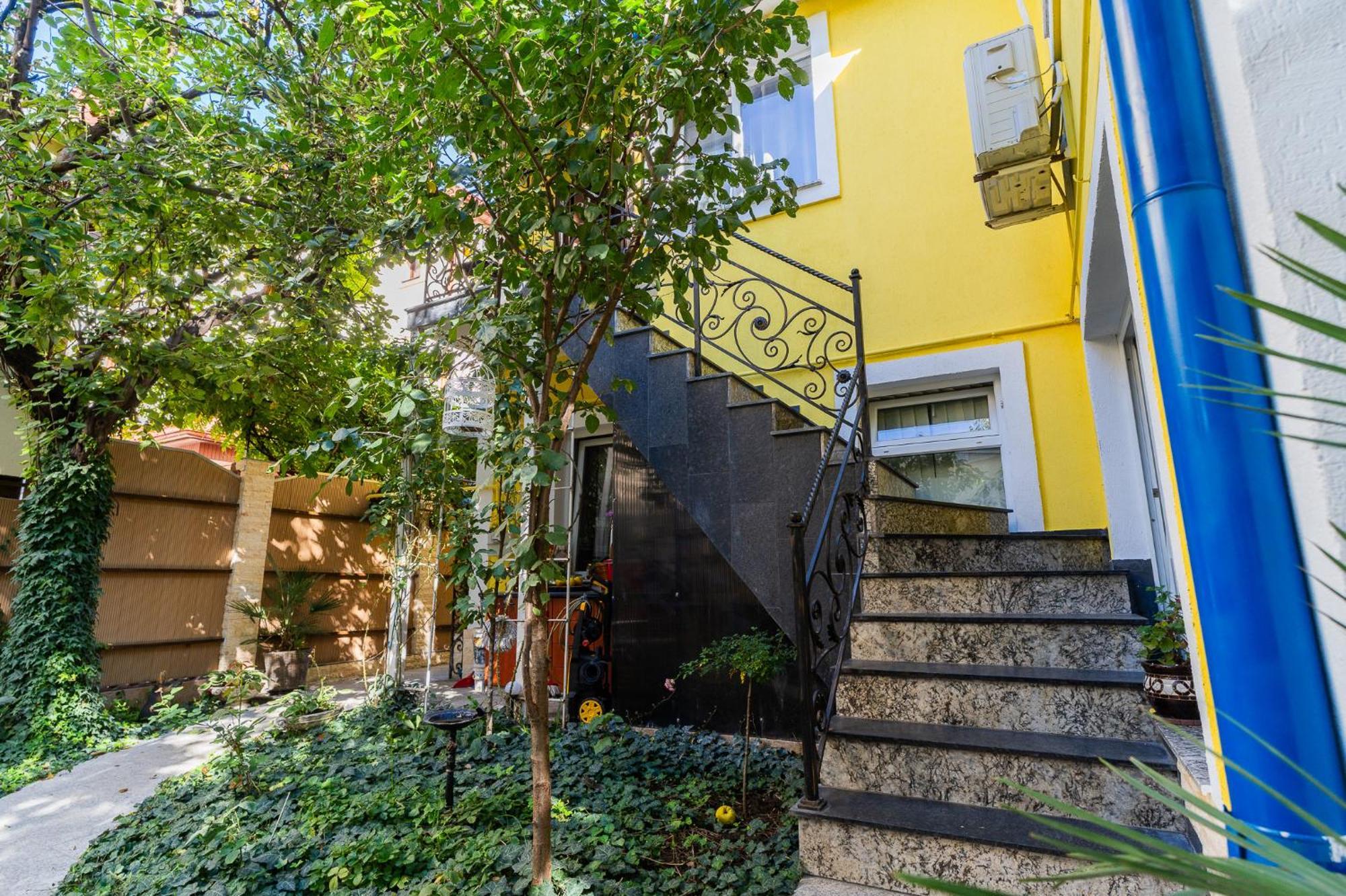 Cozy With Free Parking Close To Romexpo * Bucureşti