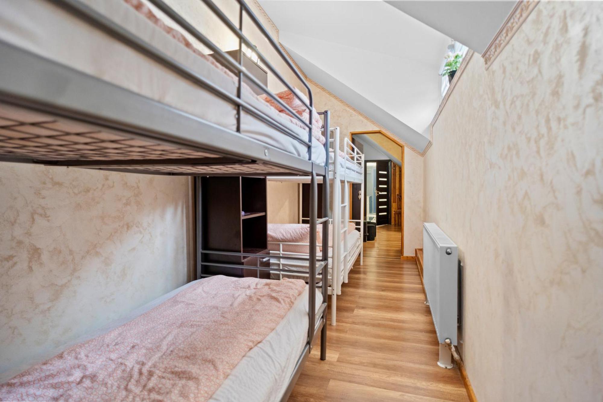 Cozy With Free Parking Close To Romexpo Bucureşti